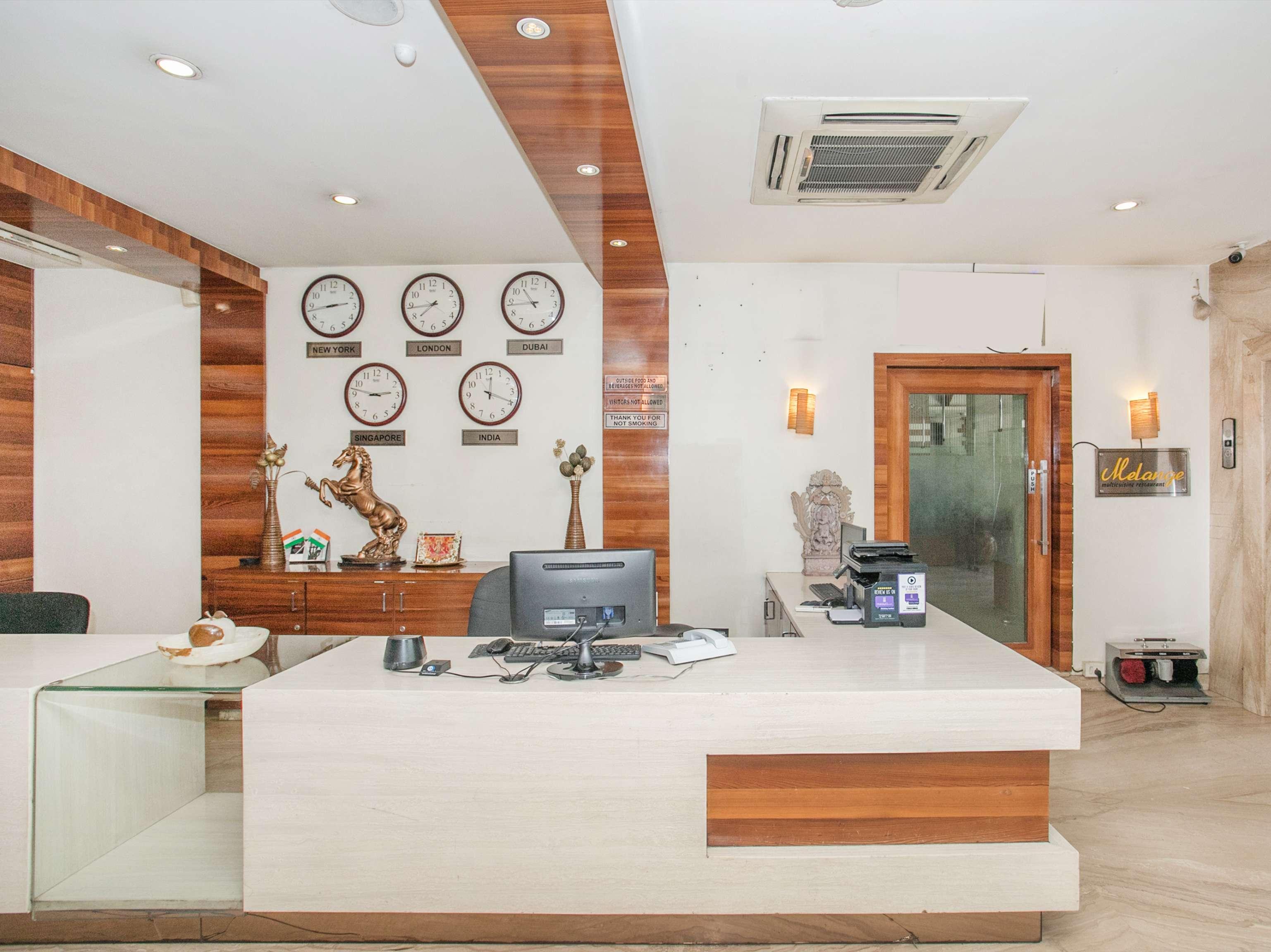 Capital O 14972 Hotel Ekaa Bangalore Extérieur photo