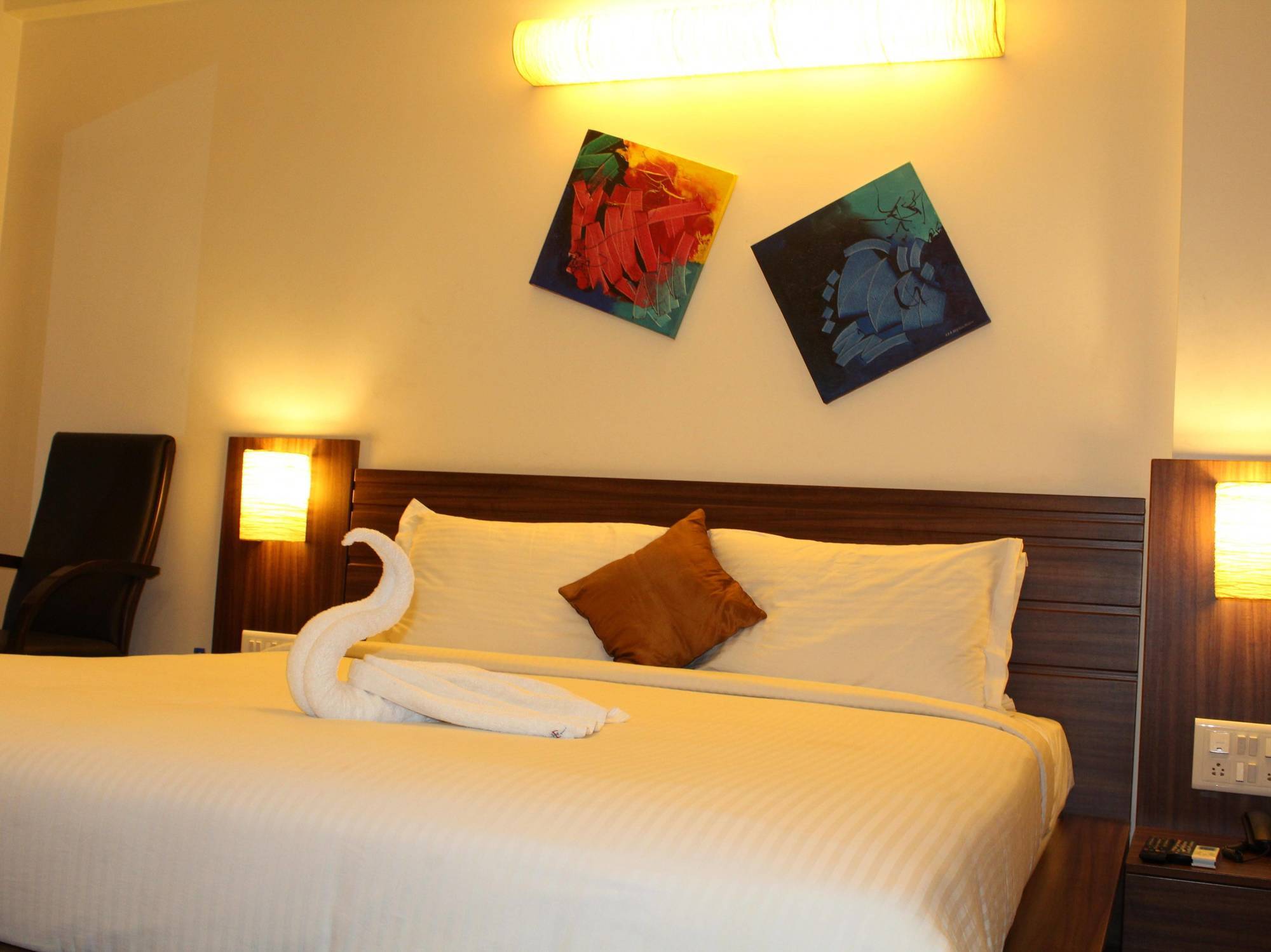 Capital O 14972 Hotel Ekaa Bangalore Extérieur photo